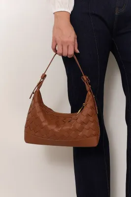 ADORNE RHODES PLAIT WOMEN'S HANDBAG - TAN