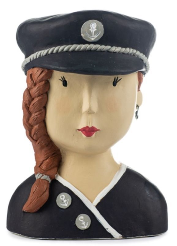 Ladykopf Kapitänsfrau, Baden GmbH Ladykopf Kapitänsfrau, in blau gehalten, mit einem braunen Zopf und einer Kapitänsmütze, Baden GmbH
