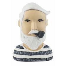 Kopf Kapitän, mit blau weißem Streifenshirt und einer Pfeife im Mund, graue Haare, Baden GmbH