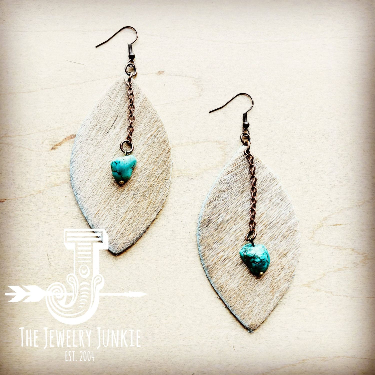 Leather Oval w/ Turquoise Drop in Light Hair-on-Hide 218d: Multi