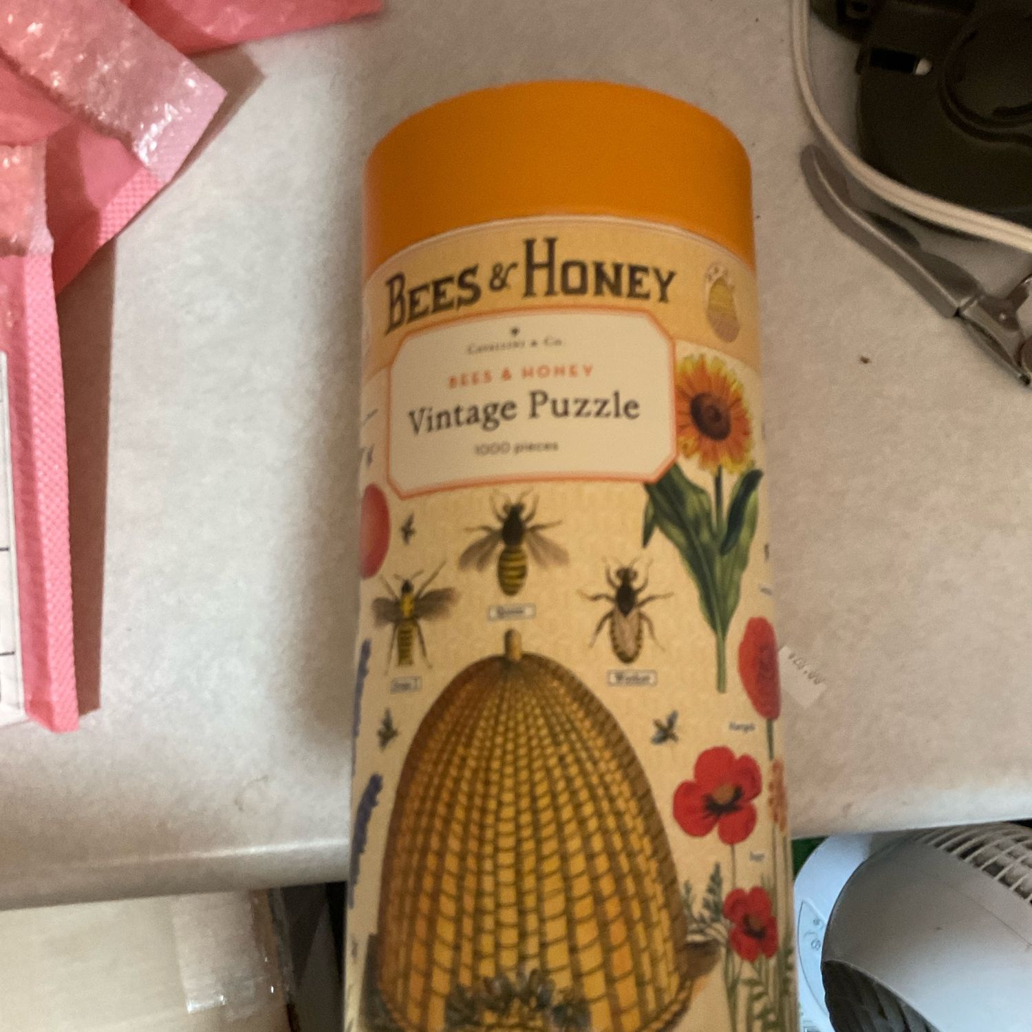 Cavallini Vintage Jigsaw Puzzle Bees &amp; Honey