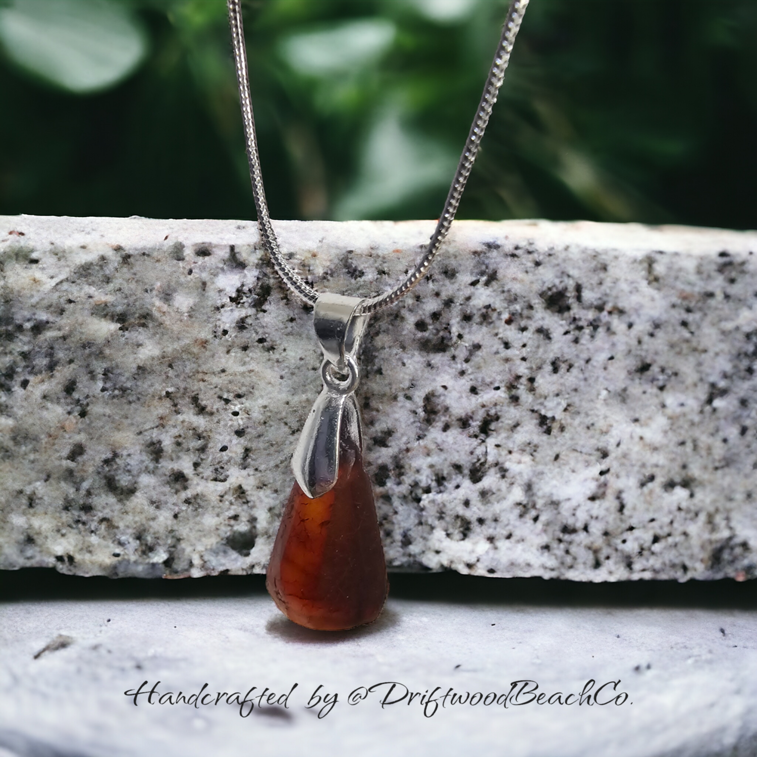 Amber Pendant style Necklace