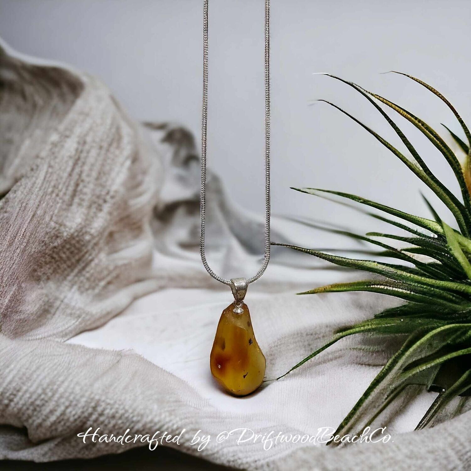 Amber Pendant style Necklace