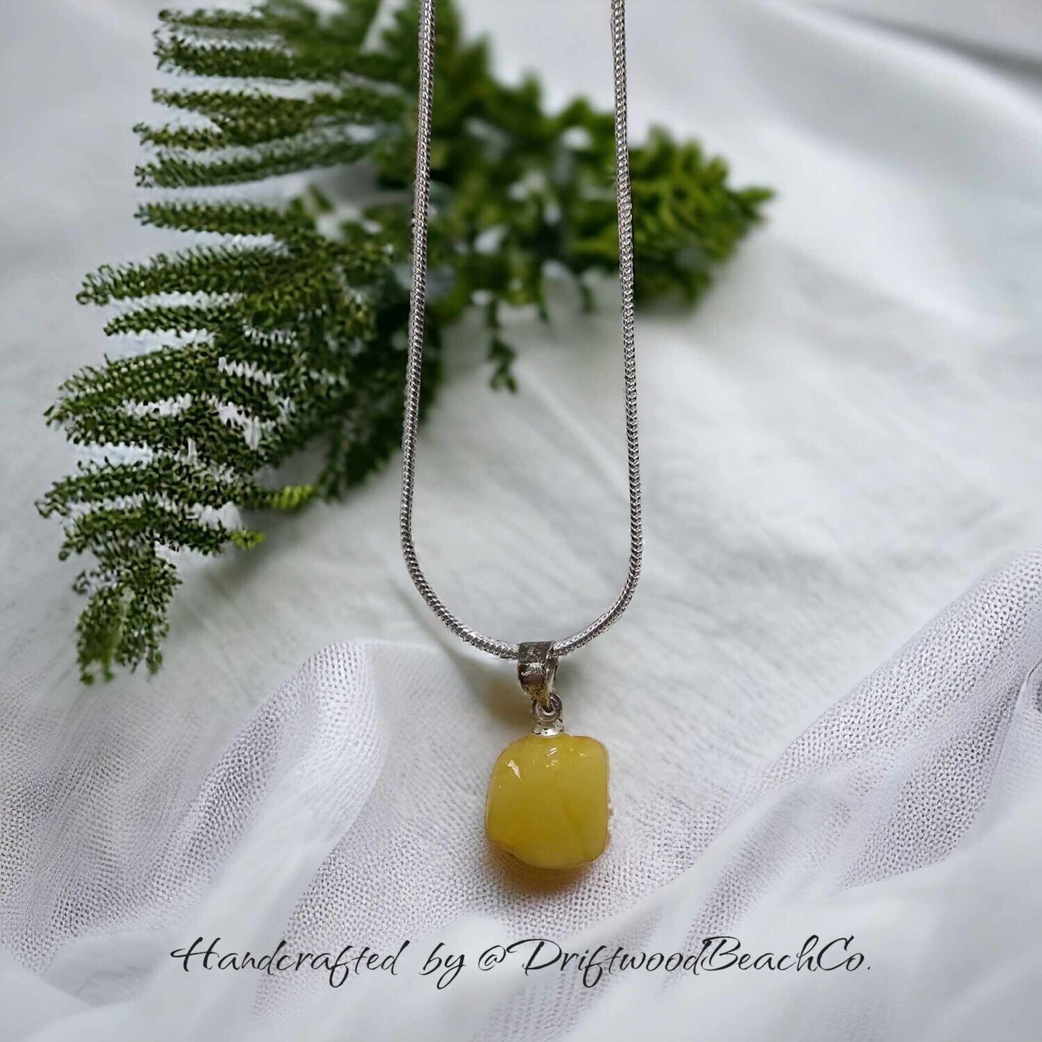 Amber Pendant style Necklace