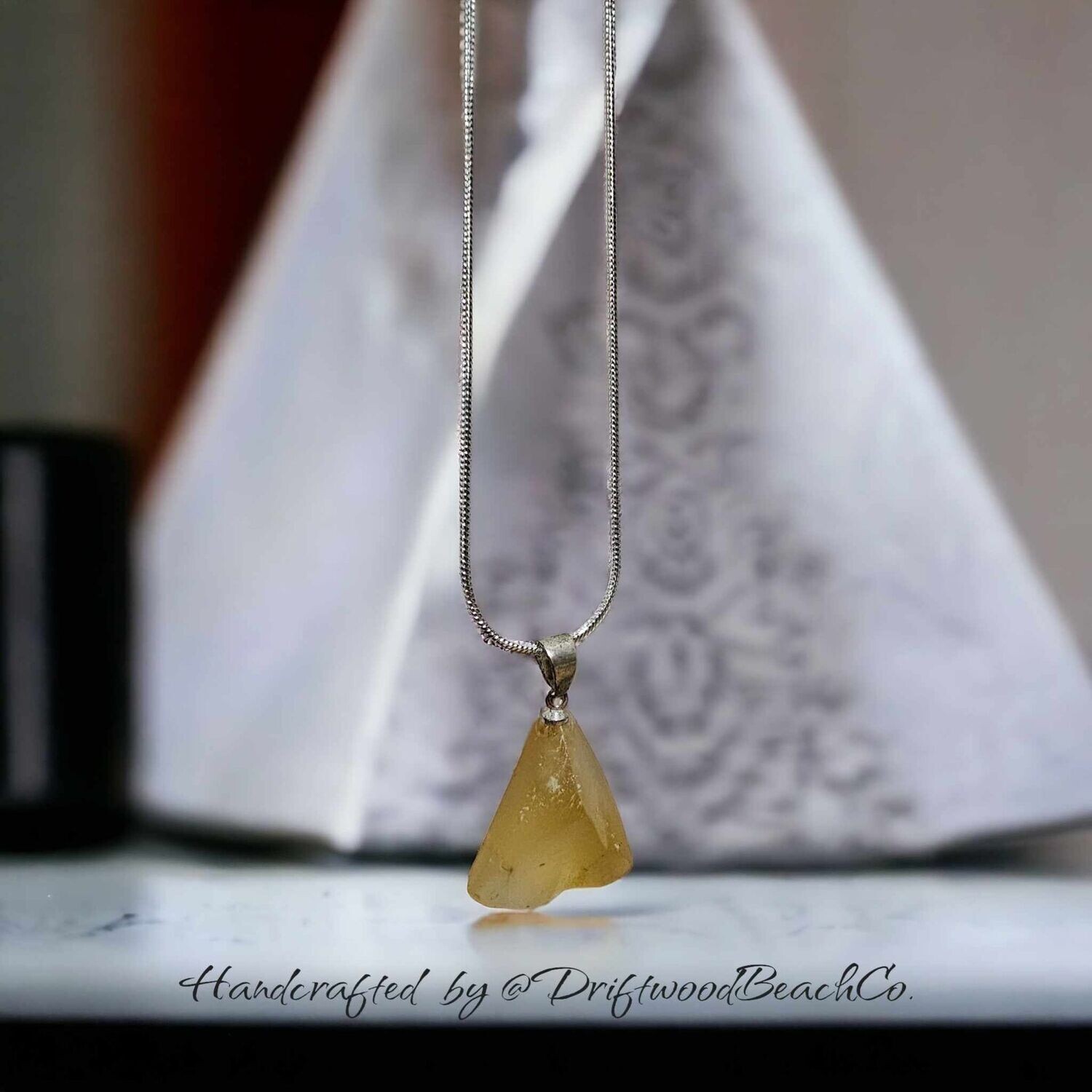 Amber Pendant style Necklace