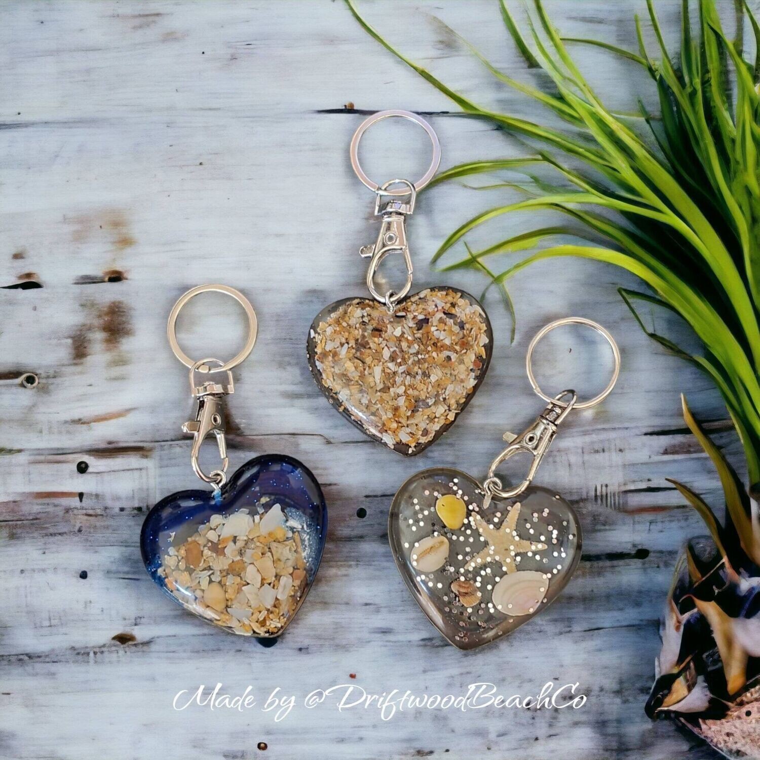 Wedding favour coastal themed wedding resin heart keyring