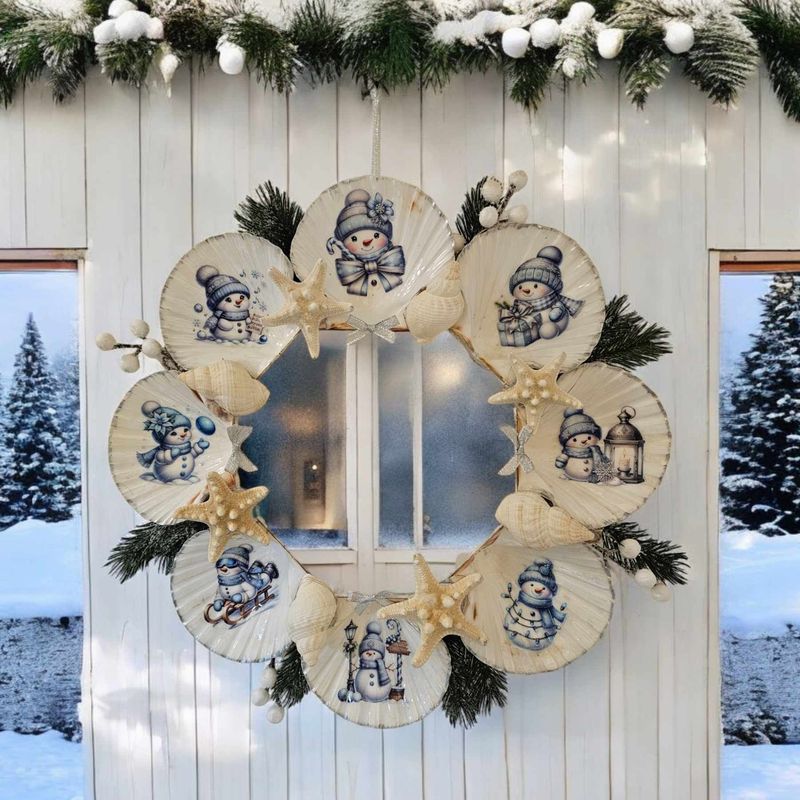 14" Scallop Shell Christmas Wreath with Snowmen