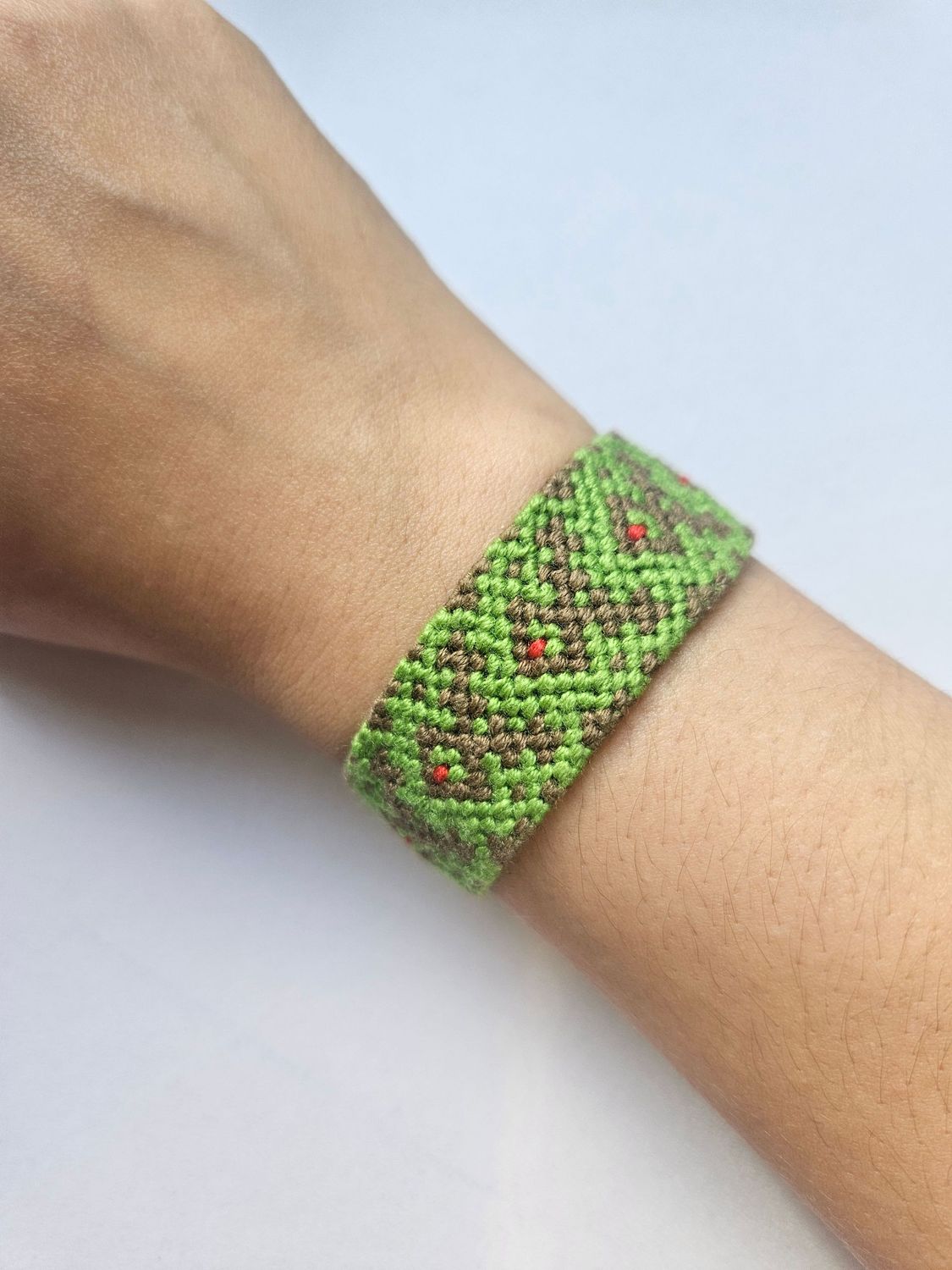 Handmade festive reindeer friendship bracelet