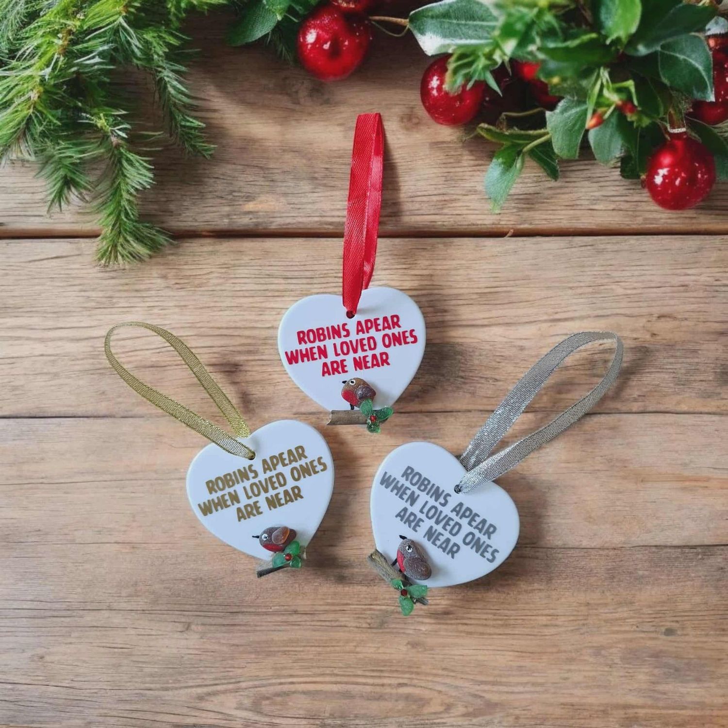 Heart-Shaped Hanging Ceramic Robin Christmas Ornament - Can be personalised