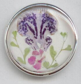 Real Flowers Embedded in Resin