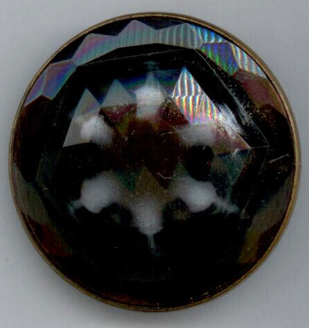Design Under Glass, set in Metal