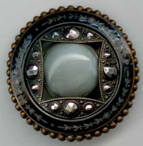 Gay 90&#39;s, Gray Glass, Enamel Border