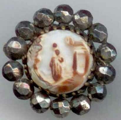 Carved Non-Iridescent Shell