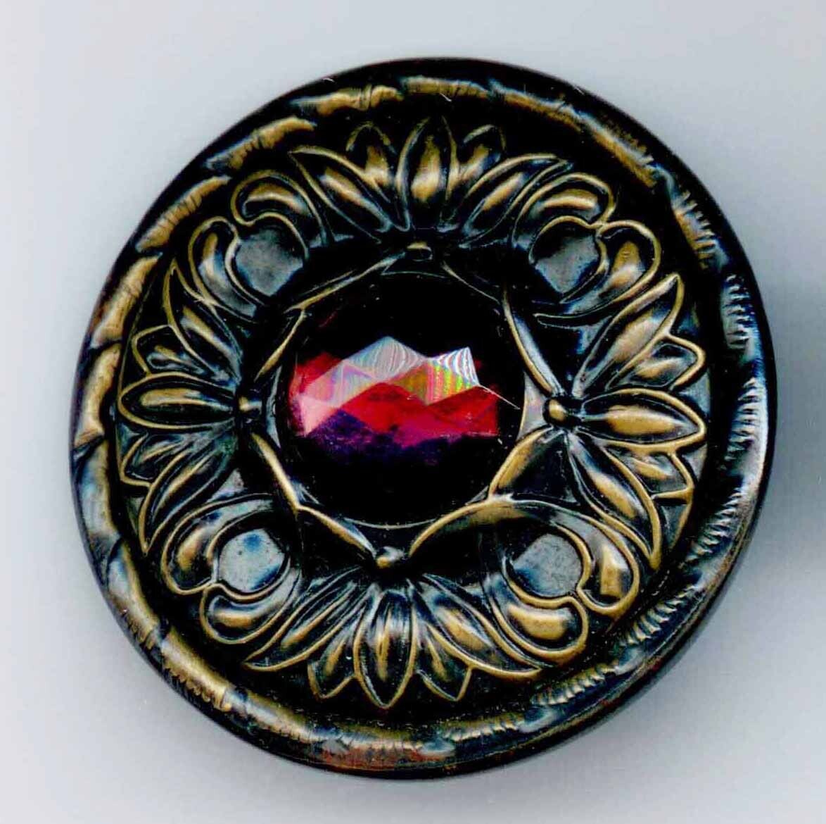 Glass in Metal