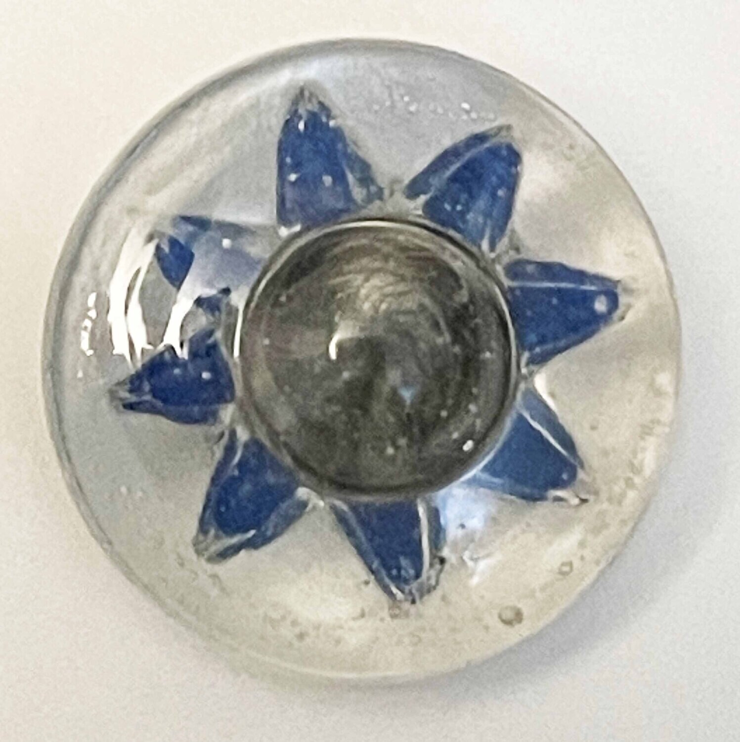 Radiant, Dewdrop, slight swirl at Shank