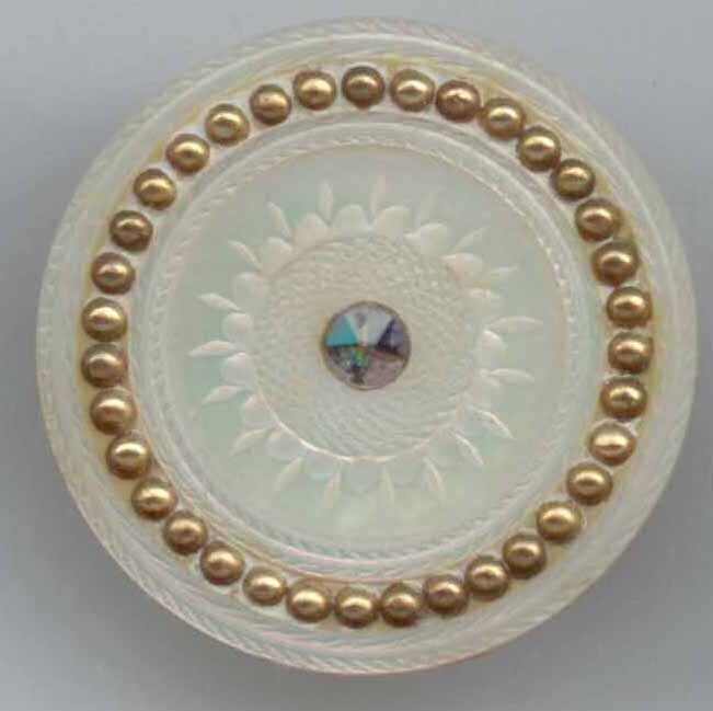 Transitional Pearl