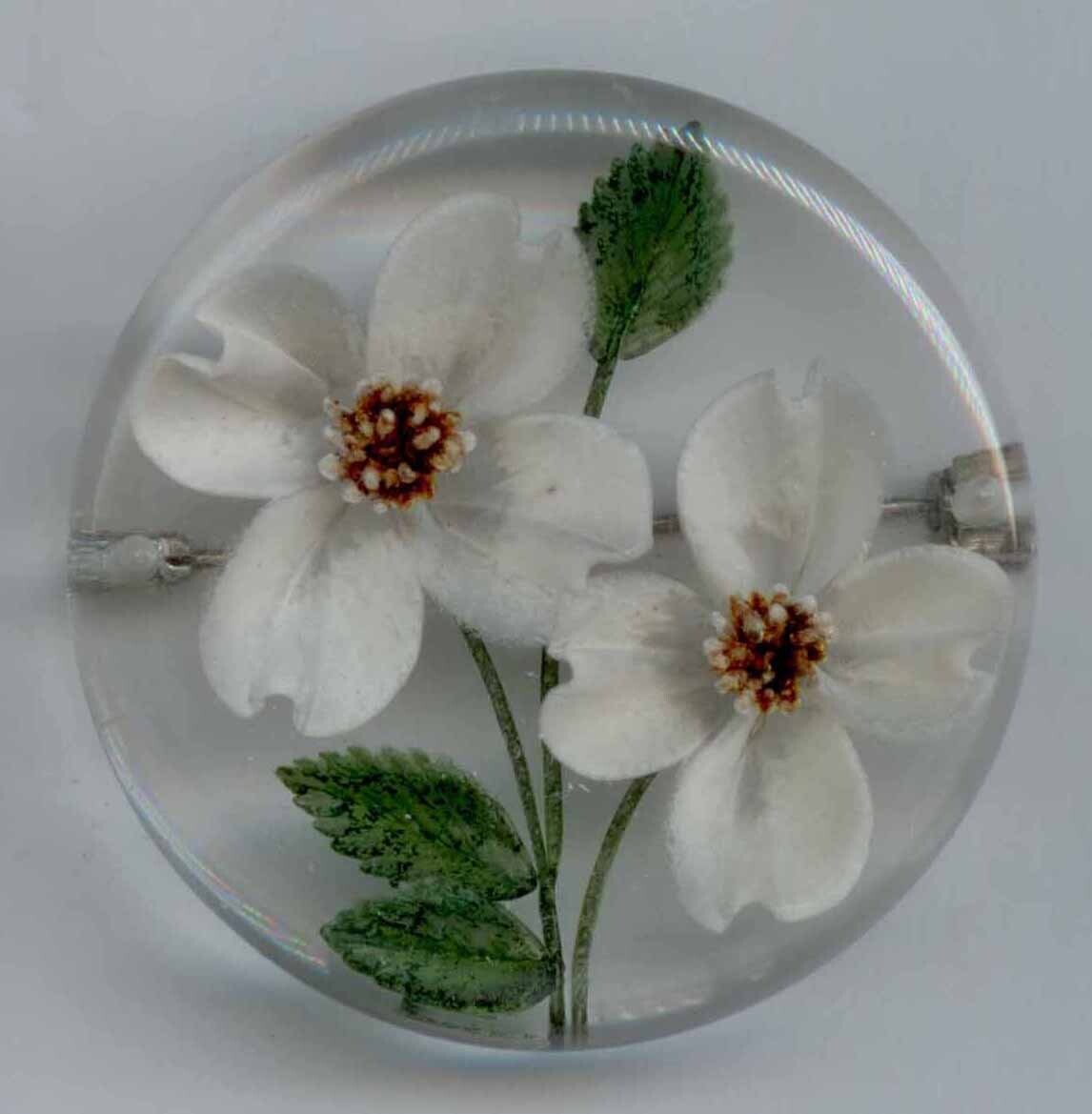Lucite Pin, Dogwood Flowers