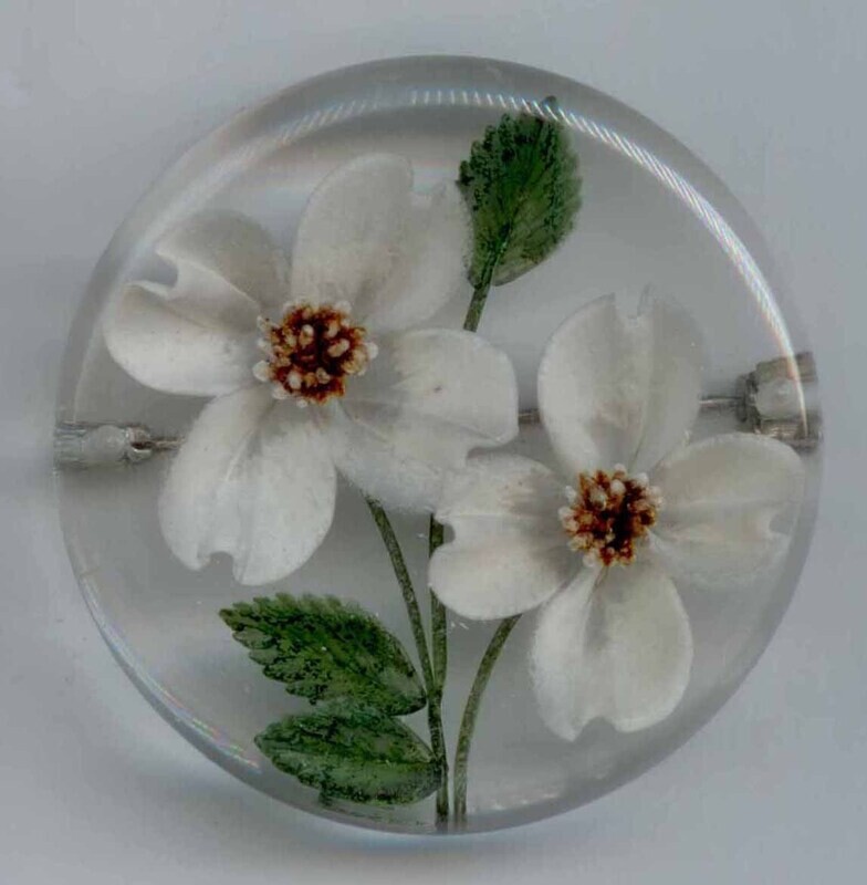 Lucite Pin, Dogwood Flowers