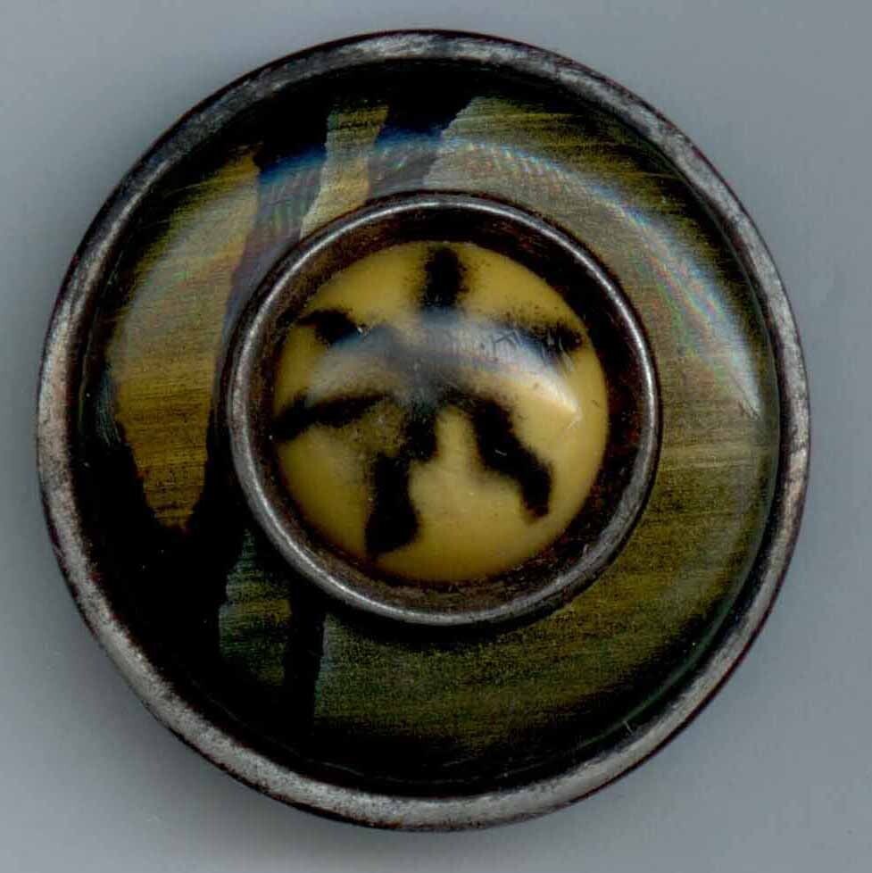 Celluloid, Center and Border, set in metal