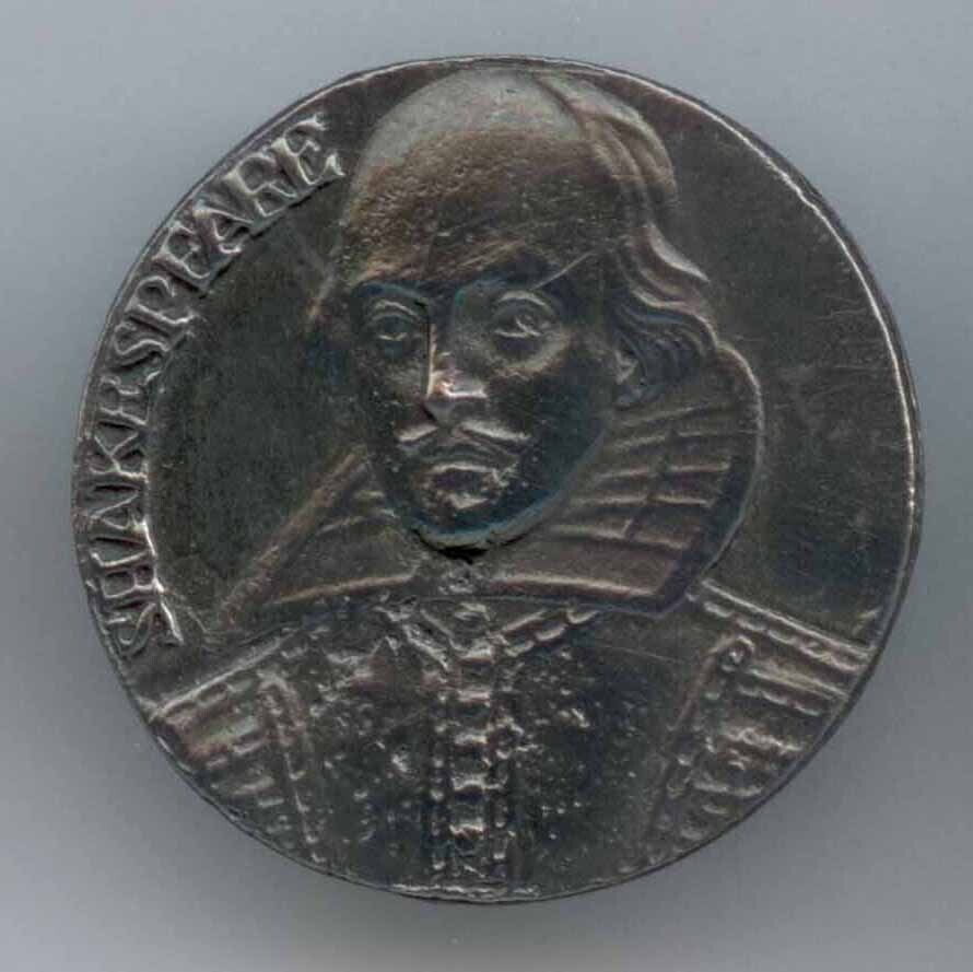 Shakespeare, Picture on Back of Button