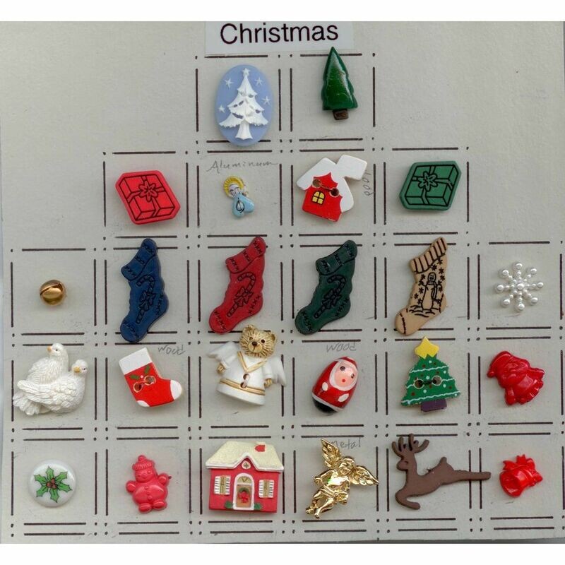 24 Christmas Buttons