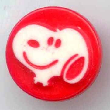 Snoopy (Peanuts Cartoon Character)