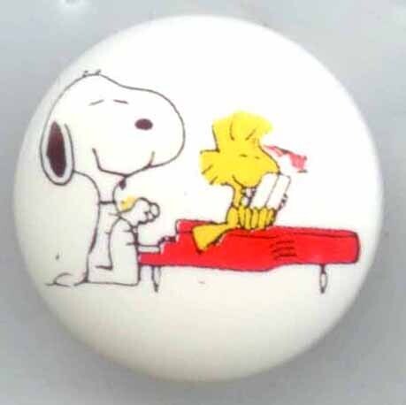 Snoopy Playing Piano (Peanuts Cartoon Character)