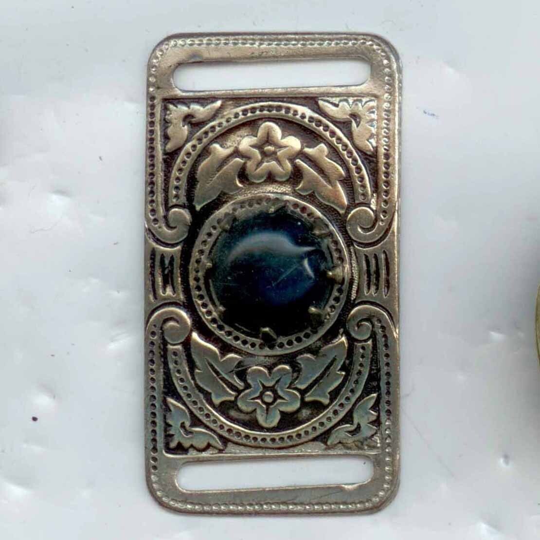 Buckle with OME