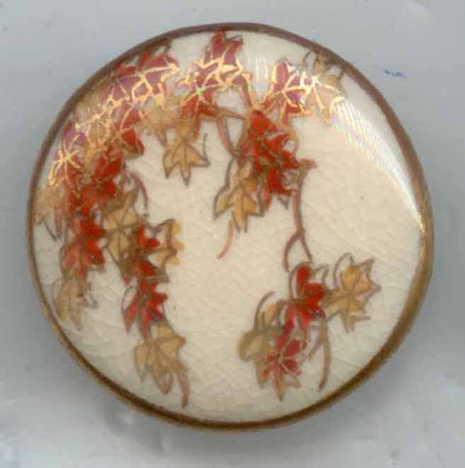Satsuma with Maple Leaves