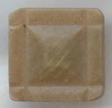 Natural Square, Horn