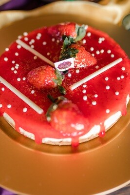 8&quot; Strawberry Cheesecake