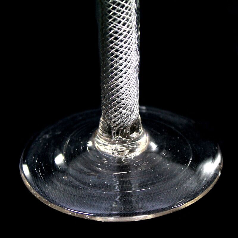 English thread glass with hollow threads, England, 18th century.