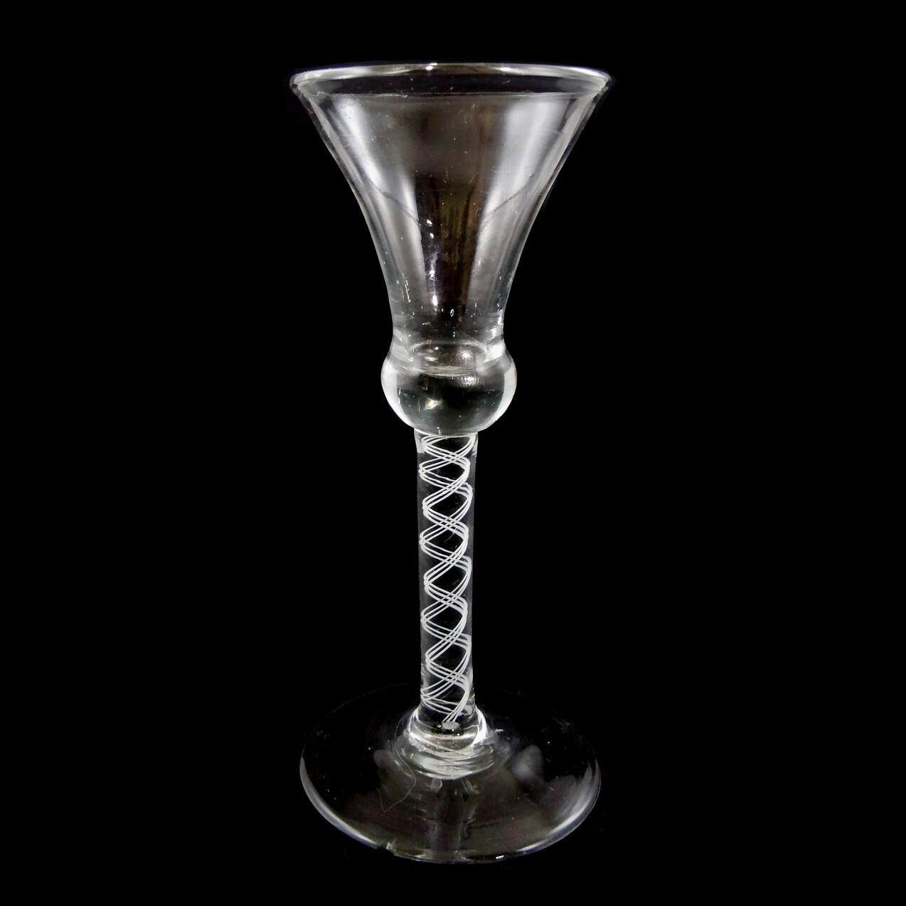 North German or English thread glass, 2nd half of the 18th century.