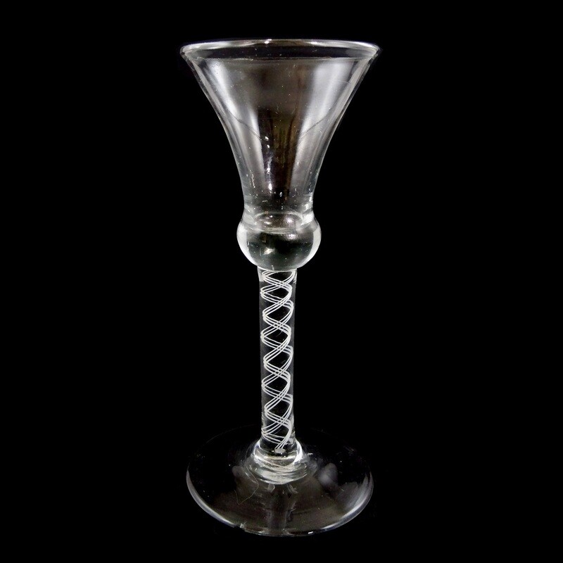 North German or English thread glass, 2nd half of the 18th century.