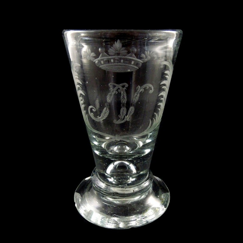 Shot glass with air pearl and crowned N, Thuringia around 1770-80.