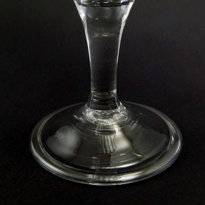 Goblet glass / flute with folded rim &amp; rib decoration, North German 18th century.
​