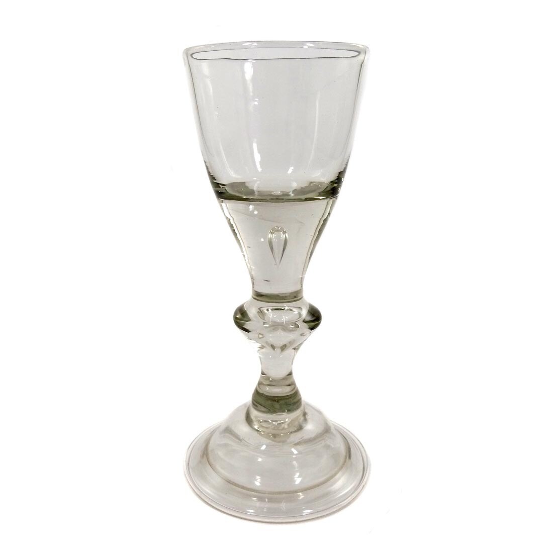 Lauenstein goblet with bell base and pierced air pearl, 2nd half of the 18th century.