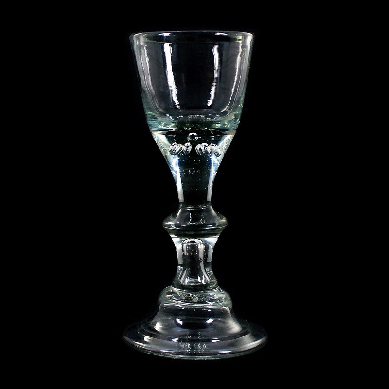 Lauenstein goblet with bell foot &amp; marked Air bubbles, 2nd half of the 18th century