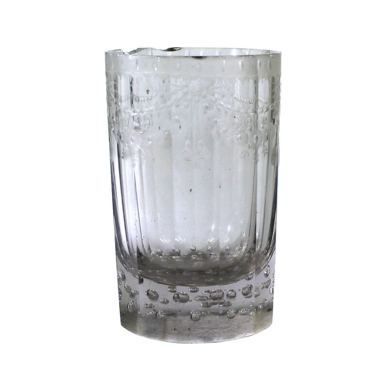 Cup multi-faceted, 4 rows with pierced air beads, Middle German