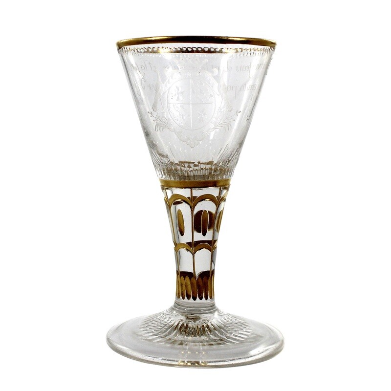 Pointed goblet made of colorless glass with engraved coat of arms, Potsdam/Zechlin around 1740-50 ​