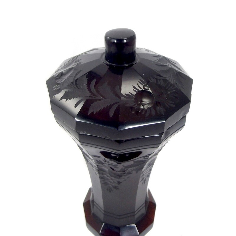 Lidded cup made of ruby glass with cut and cut decoration, 2nd half. 19th century