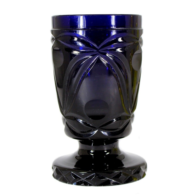 Heavy footed cup made of dark blue glass, Russia or Bohemia around 1840