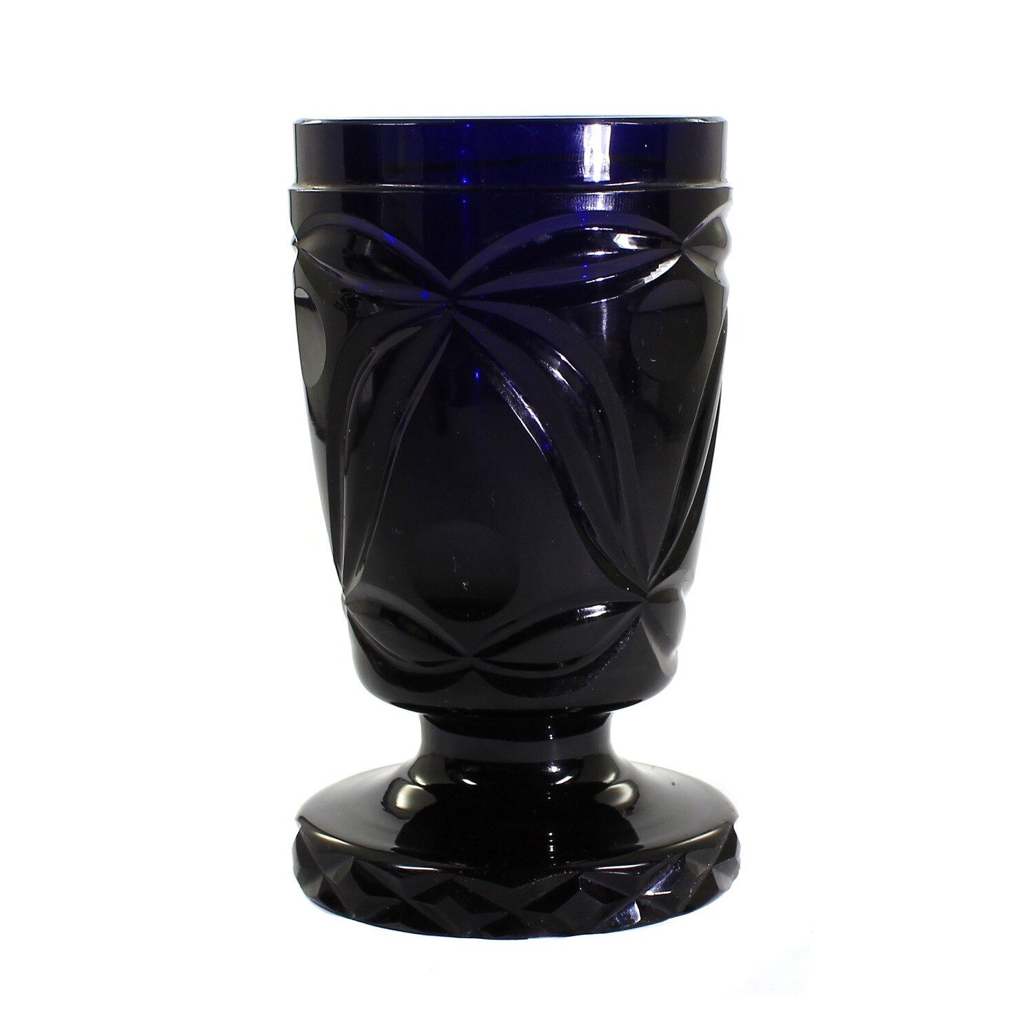 Heavy footed cup made of dark blue glass, Russia or Bohemia around 1840