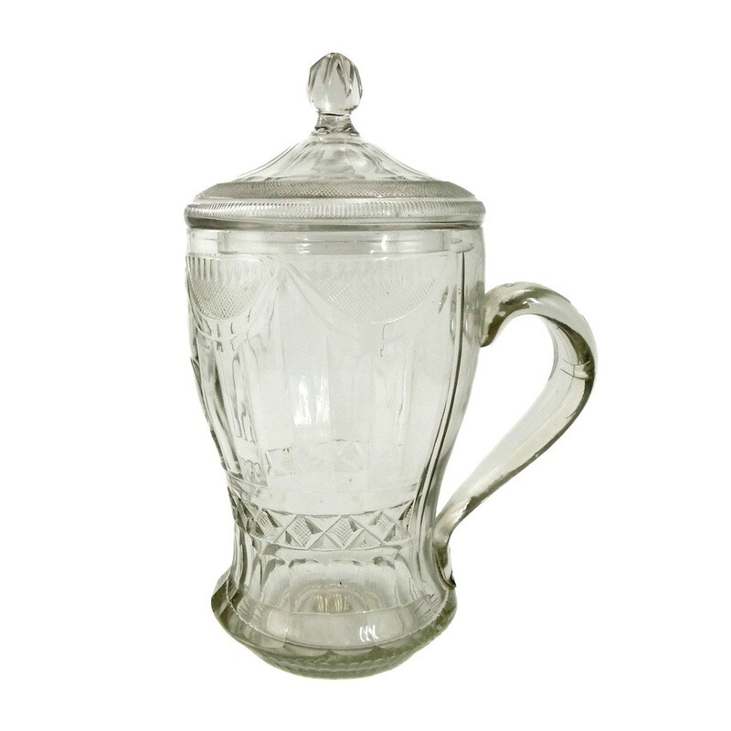 Large lidded jug / warm beer jug with rich cut decoration, beginning. of the 19th century
