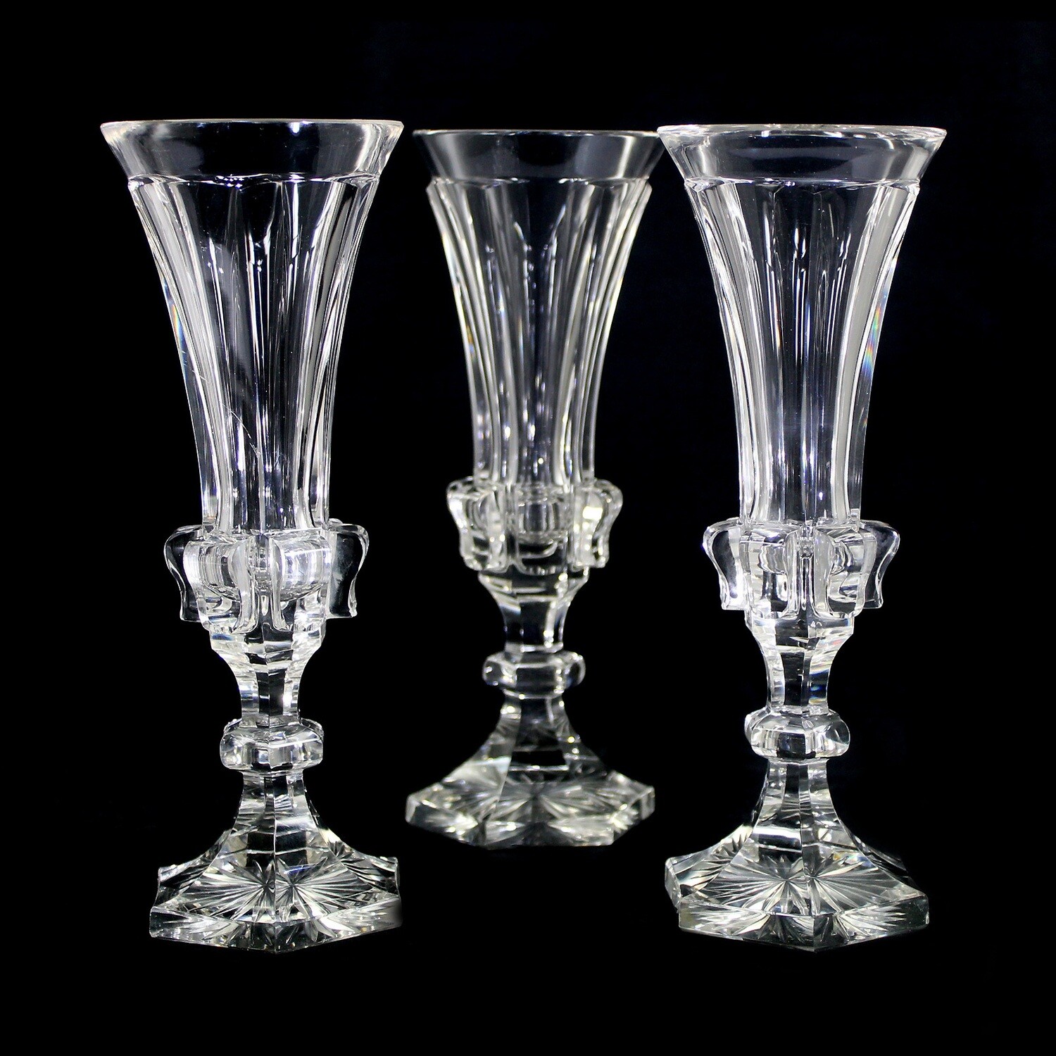 1st of 3. High-quality and rare champagne flute in crystal glass, Theresienthal around 1835-40
