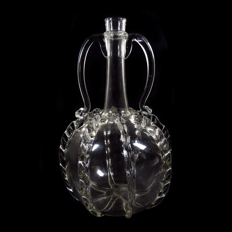 Double-handled bottle with pinched thread supports, Netherlands 19th century