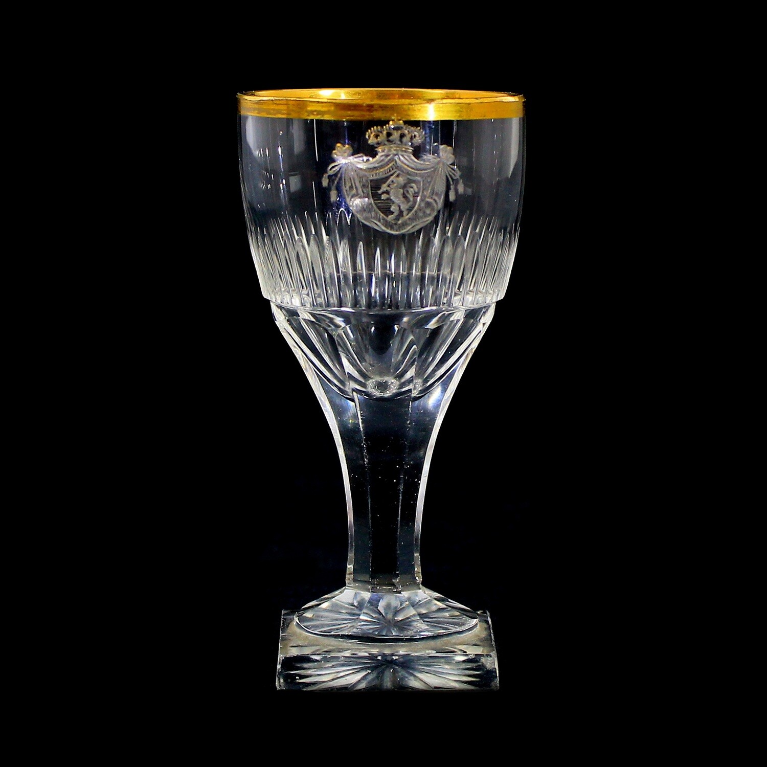 Shot glass with cut coats of arms of the Grand Duchy of Hesse around 1805-10