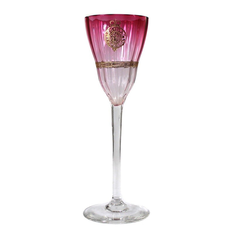 Stängelglas mit violett unterfangener Kuppa, Entwurf Kolo Moser um 1900