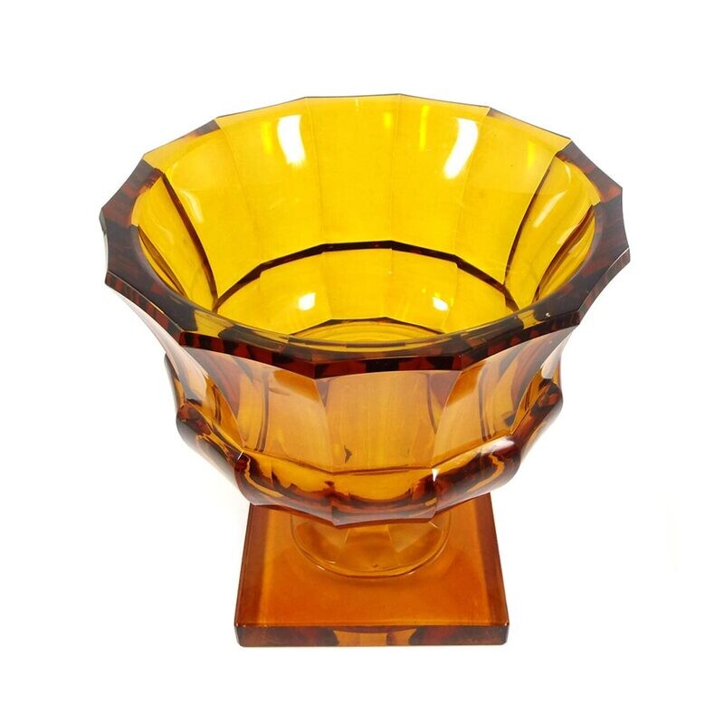 Amber-colored footed bowl with square plinth, Josephinenhütte, Fr. Pohl