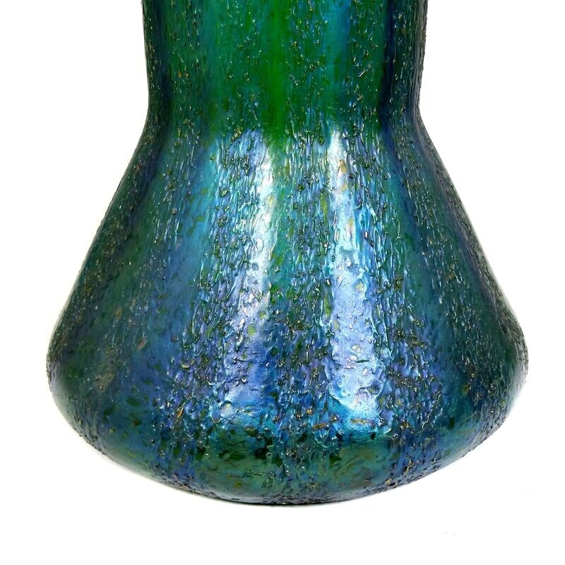 Large vase with applied glass thread, Josephinenhütte, bronze Cyprus around 1897
